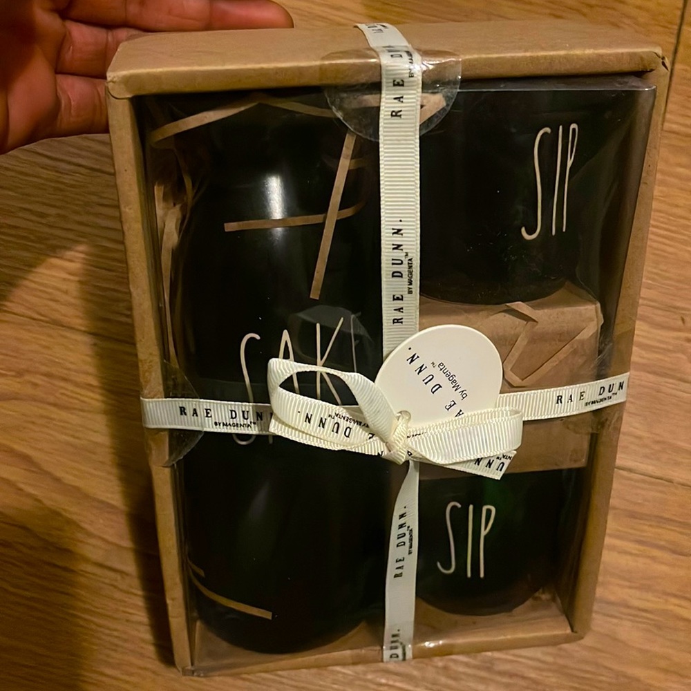 RAE DUNN SAKE SET